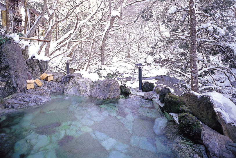 ยุนิชิกะวะออนเซ็น (Hot Springs)