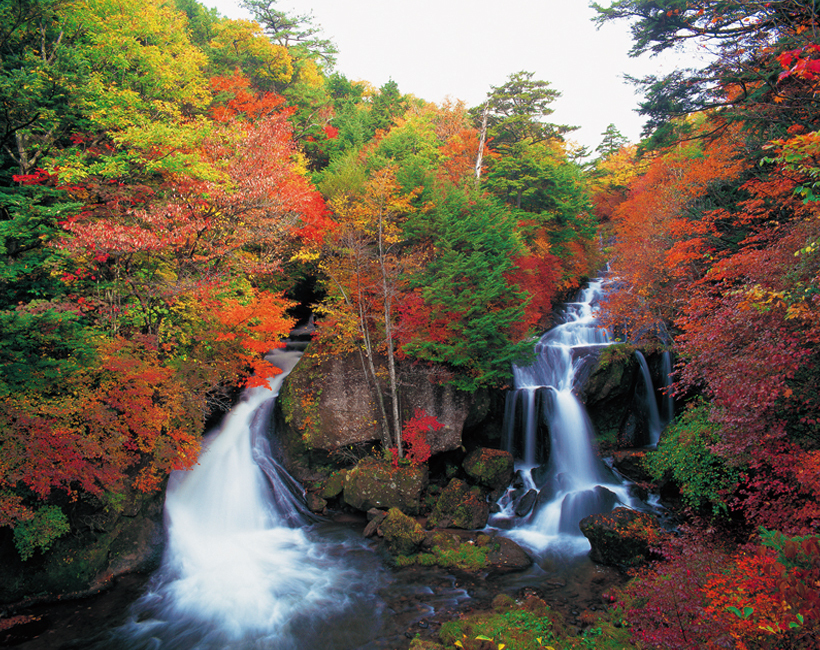 Ryuzu Falls (Ryuzu-no-Taki)