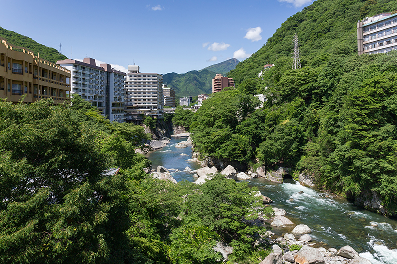 関東を代表する温泉リゾート「鬼怒川温泉」の魅力を味わいつくそう