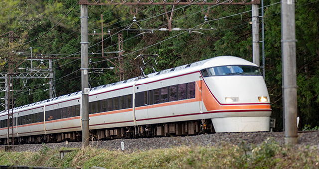 รถไฟด่วนพิเศษสเปเซีย